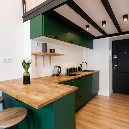 Urban Chic - Stylish Luxury, Zlota Street Appartement