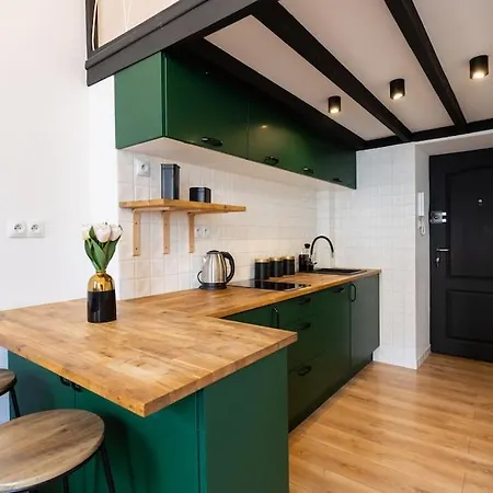 Urban Chic - Stylish Luxury, Zlota Street Apartamento *