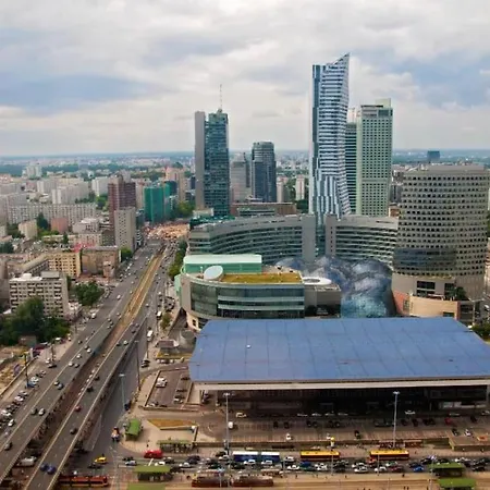 Urban Chic - Stylish Luxury, Zlota Street